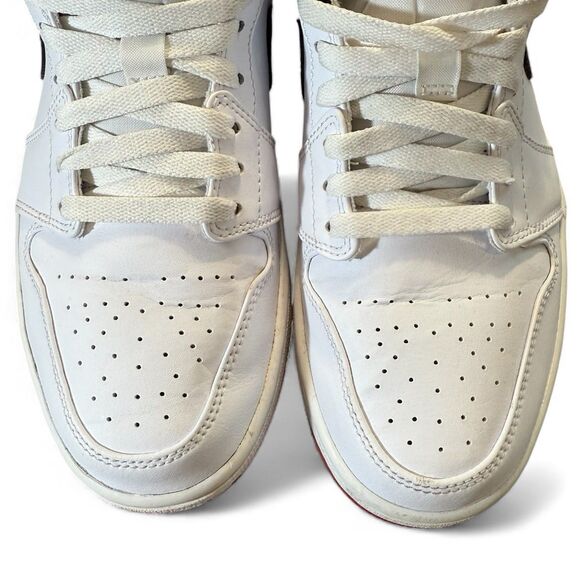 Nike Air Jordan 1 Low White University Red 553558-118 Size 9 Men Excellent Cond. - Picture 4 of 8